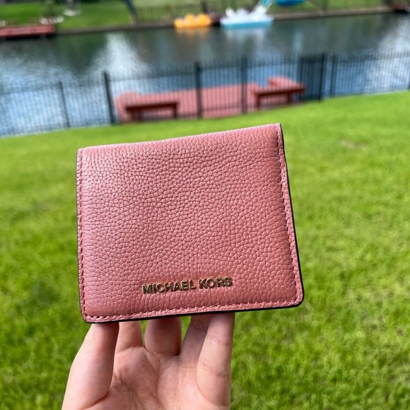 NWT Michael Kors Jet Set Travel leather carryall card case/wallet antique rose